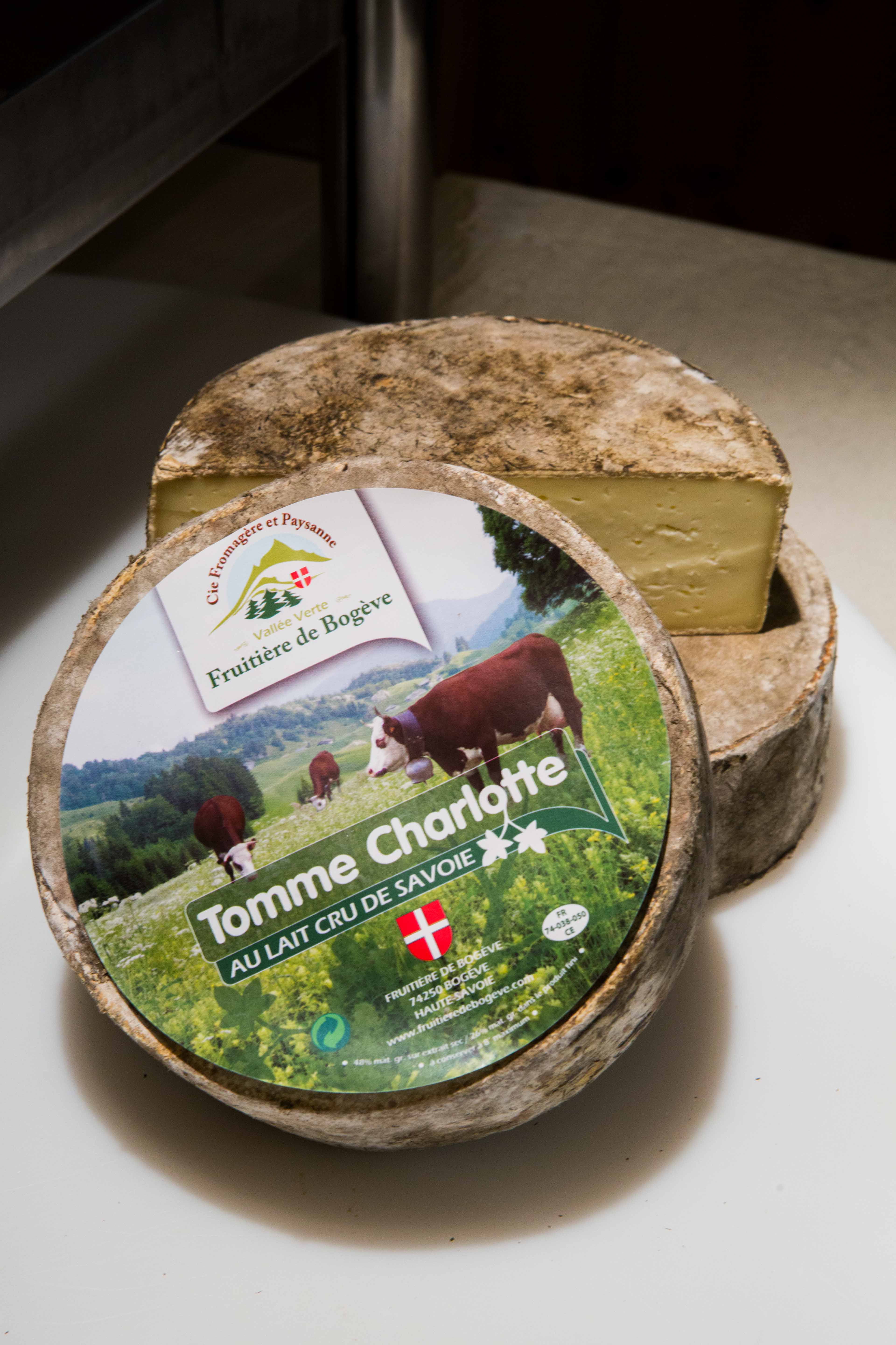 Tommette Charlotte lait cru de vache 800G
